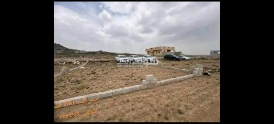 أرض للبيع في صنعاء همدان  حر سكنيه كل الخدمات متوفره أسواق مدارس ... سعر اللبنه 250 الف - 4