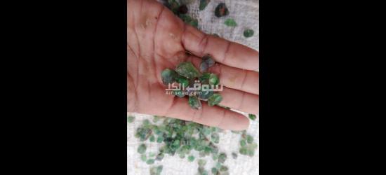 أحجار كريمة للبيع